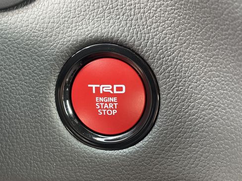 Certified 2026 Toyota Tundra Limited w/ TRD Off-Road Package AWD/4WD image 25