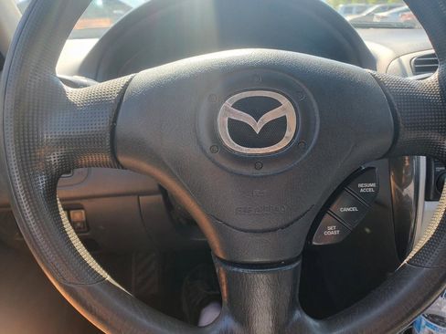 Used 2003 MAZDA Protege FWD image 17