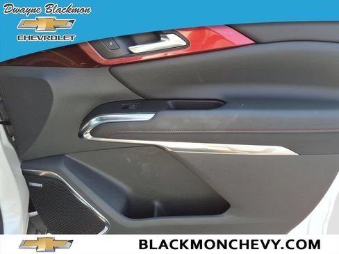 Used 2024 Chevrolet Traverse Z71 w/ Enhanced Driving Package AWD/4WD image 8