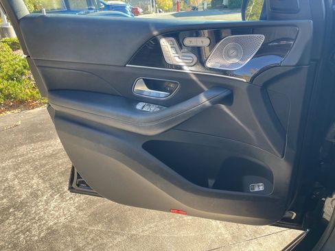 Used 2020 Mercedes-Benz GLS 450 4MATIC image 47