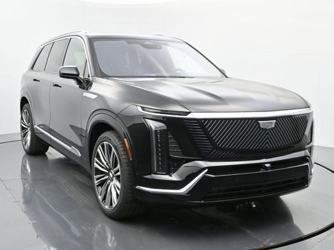 New 2026 Cadillac Vistiq Premium Luxury w/ LPO, Floor Liner Package image 8