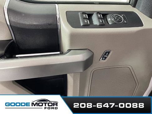 Certified 2019 Ford F250 XLT image 9