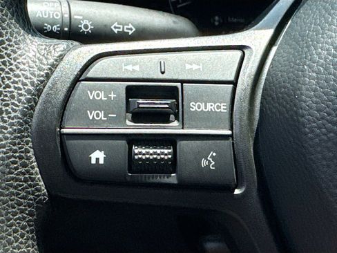Used 2023 Honda CR-V EX image 14