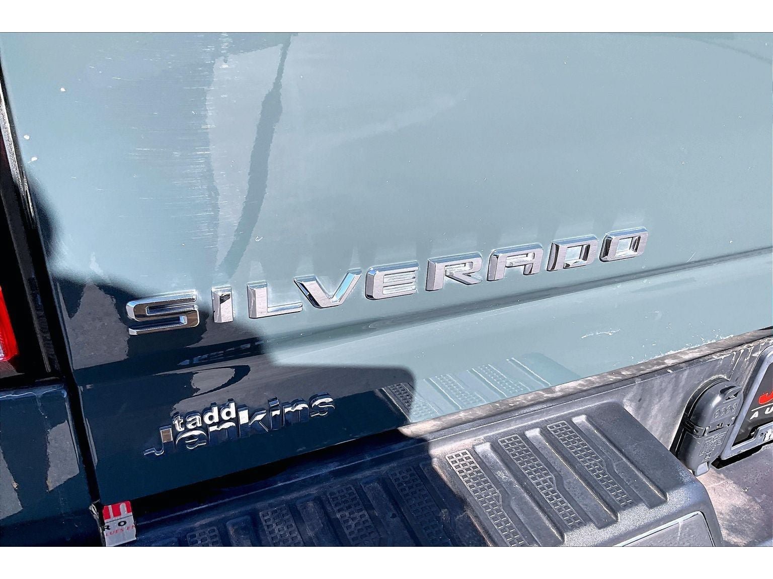 Used 2025 Chevrolet Silverado 3500 LTZ AWD/4WD image 32