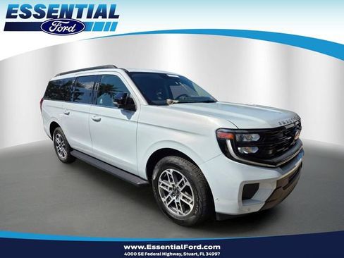 Used 2025 Ford Expedition Max Active AWD/4WD image 1