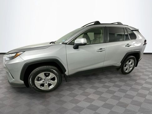 Used 2023 Toyota RAV4 XLE image 4