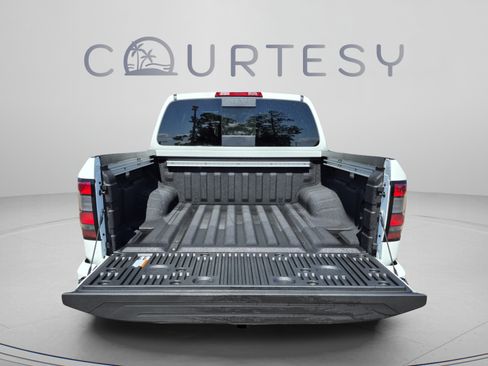 New 2026 Nissan Frontier Pro-X w/ Pro-X Convenience Package RWD image 10