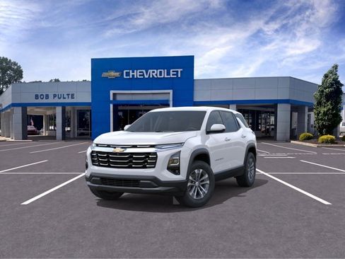 New 2026 Chevrolet Equinox LT w/ Convenience Package II AWD/4WD image 8