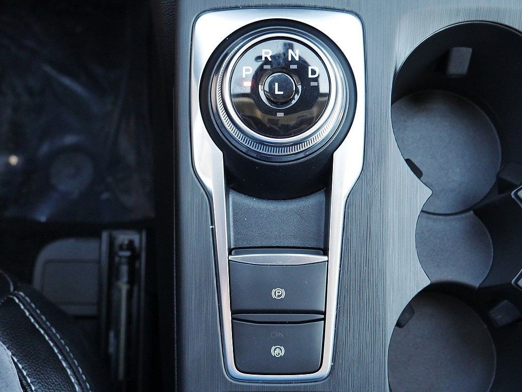 Used 2023 Ford Escape Platinum w/ Premium Technology Package AWD/4WD image 45