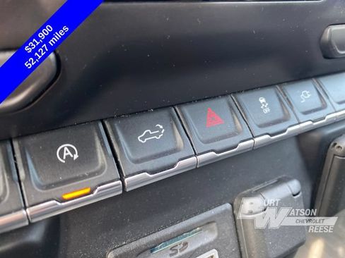 Used 2021 Chevrolet Silverado 1500 LT w/ Convenience Package II AWD/4WD image 28