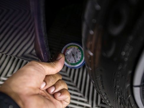 Used 2023 BMW Z4 M40i w/ Premium Package image 40