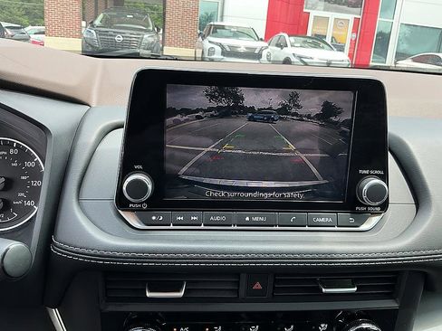 Certified 2023 Nissan Rogue S AWD/4WD image 17