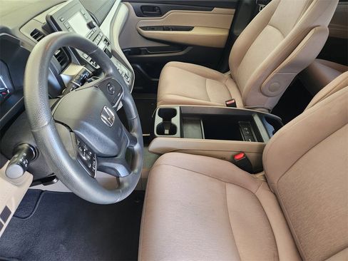 Certified 2019 Honda Odyssey LX image 12