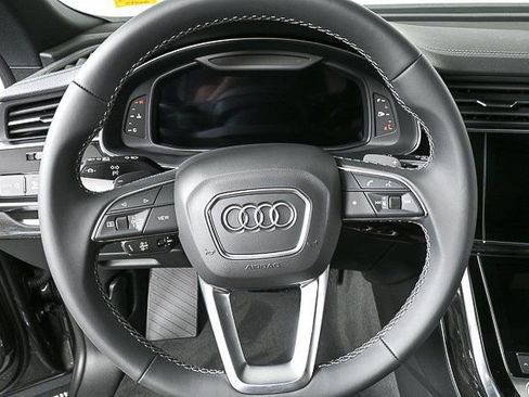 New 2026 Audi Q8 Premium image 9