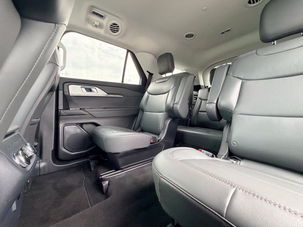 New 2026 Ford Explorer Active w/ Active Comfort Package RWD image 10