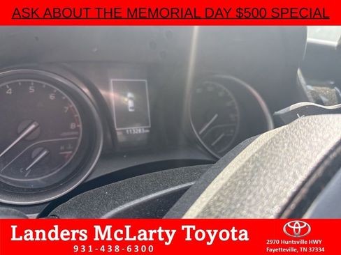 Used 2023 Toyota Camry SE FWD image 7