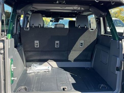 New 2025 Ford Bronco Badlands image 13