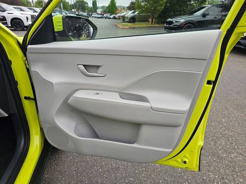 Used 2024 Hyundai Kona SEL FWD image 10