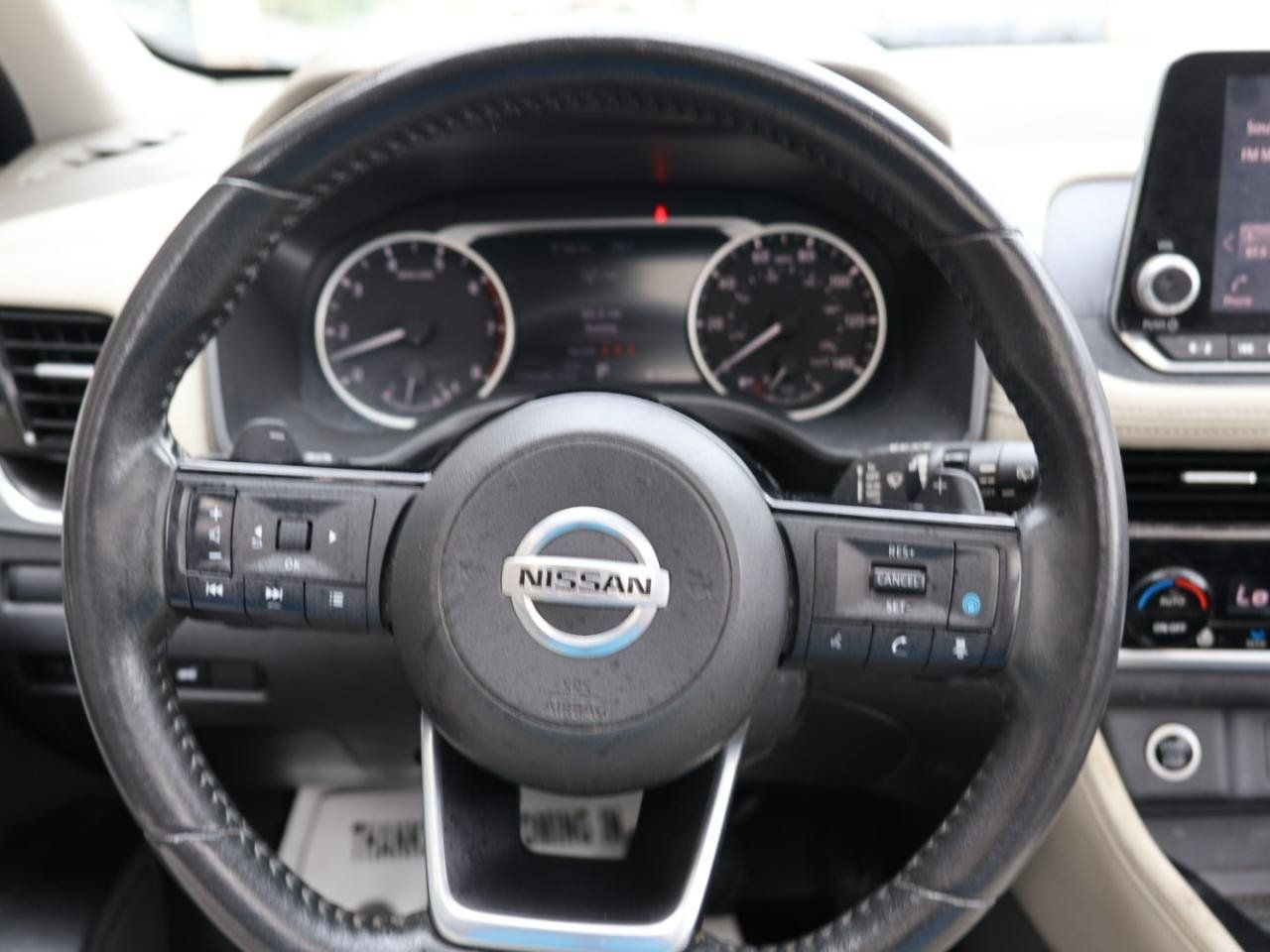 Used 2021 Nissan Rogue SL AWD/4WD image 10