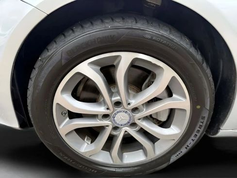 Used 2016 Mercedes-Benz C 300 4MATIC Sedan image 48