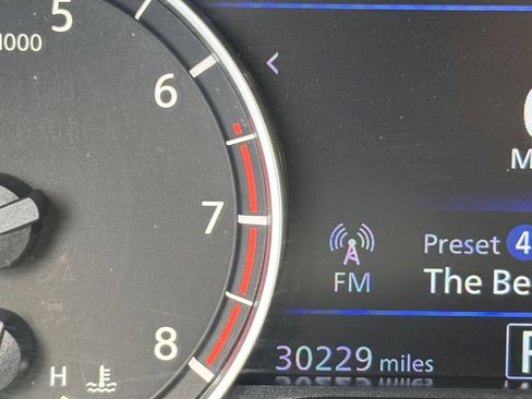 Used 2025 Nissan Altima 2.5 SV FWD image 36