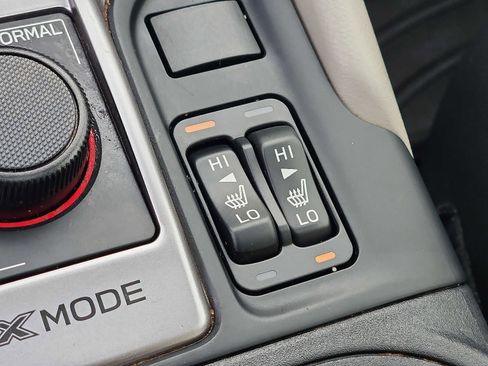 Used 2021 Subaru Forester Premium image 25