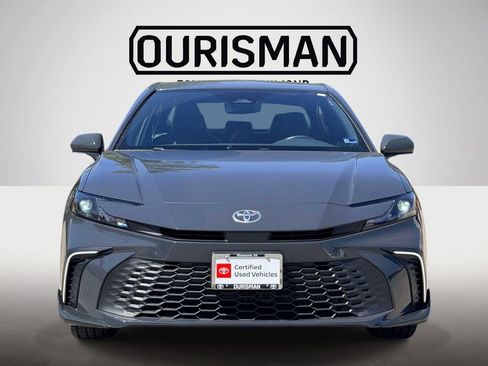 Certified 2025 Toyota Camry SE FWD image 25