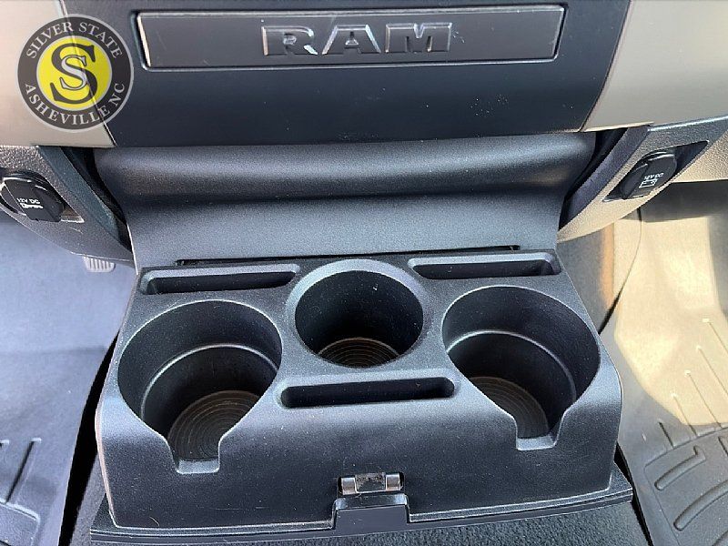 Used 2011 RAM 1500 Tradesman RWD image 25