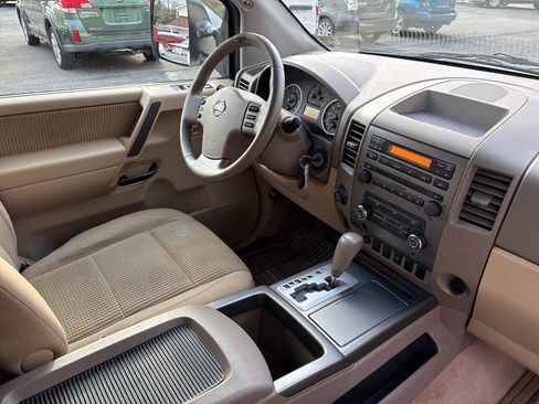 Used 2008 Nissan Titan SE image 7