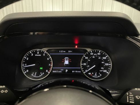 Used 2022 Nissan Pathfinder SV w/ SV Premium Package AWD/4WD image 24