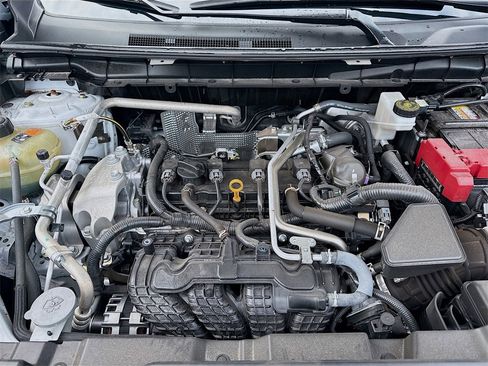 Used 2024 Mitsubishi Outlander ES image 32