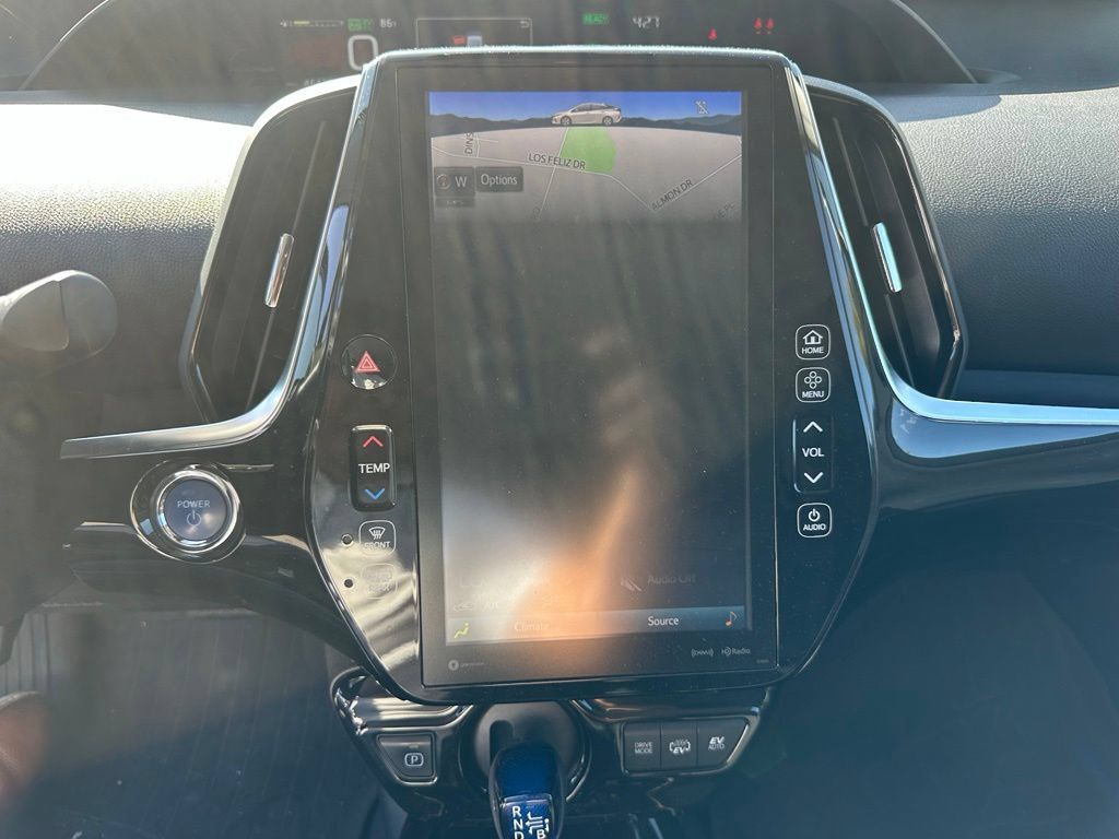 Used 2019 Toyota Prius Prime Premium FWD image 11