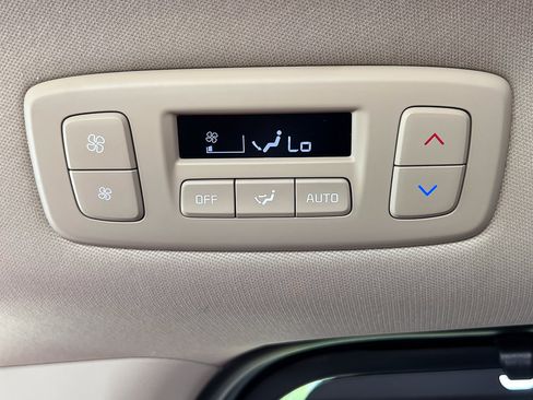 Used 2026 Kia Carnival SX w/ SX Dark Edition Package FWD image 35