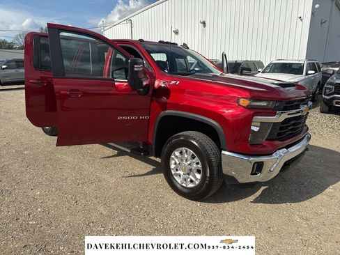 Used 2024 Chevrolet Silverado 2500 LT w/ All Star Edition image 32