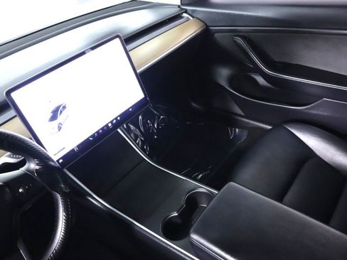 Used 2020 Tesla Model 3 Performance AWD/4WD image 30