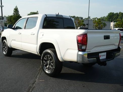 Used 2023 Toyota Tacoma SR5 RWD image 5