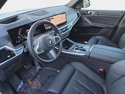 Used 2025 BMW X5 xDrive40i AWD/4WD image 19