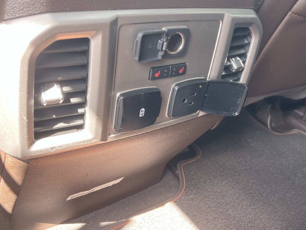 Used 2022 Ford F350 King Ranch w/ King Ranch Ultimate Package AWD/4WD image 22