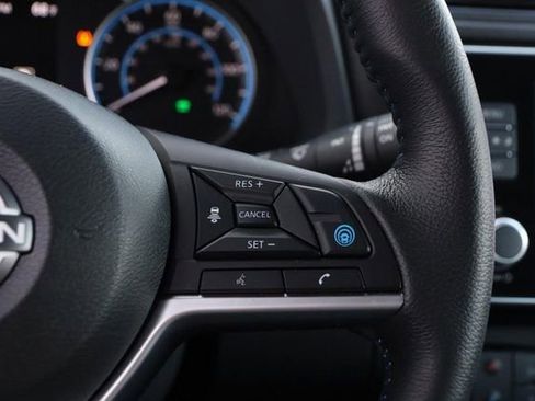 Certified 2024 Nissan Leaf SV Plus image 12