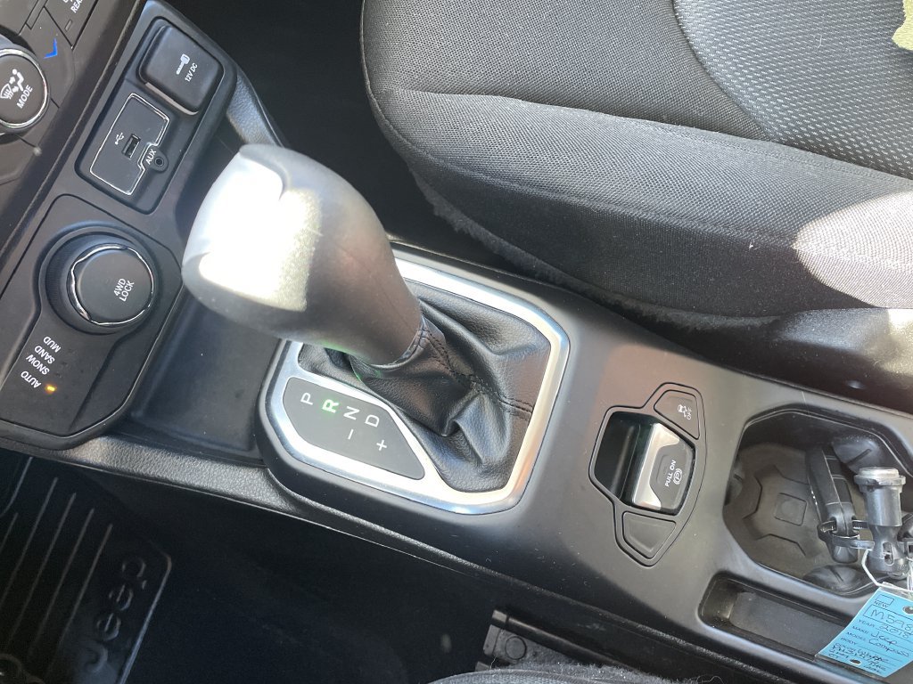 Used 2018 Jeep Renegade Sport w/ Power & Air Group AWD/4WD image 21
