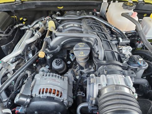 Used 2023 Jeep Gladiator Rubicon w/ Cold Weather Group image 23