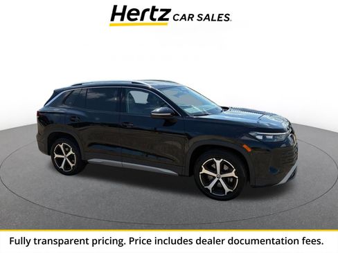 Used 2026 Volkswagen Tiguan SE AWD/4WD image 1