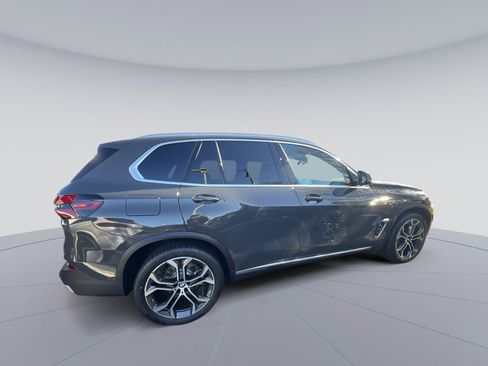 New 2026 BMW X5 xDrive40i AWD/4WD image 6