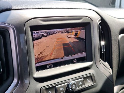 Used 2024 GMC Sierra 2500 Pro w/ 1SA Pro Safety Plus Package AWD/4WD image 19