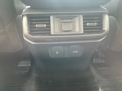 Used 2021 Ford F150 Lariat w/ Equipment Group 502A High AWD/4WD image 17
