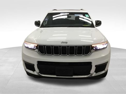Used 2023 Jeep Grand Cherokee L Limited w/ Trailer Tow Group (B) AWD/4WD image 3