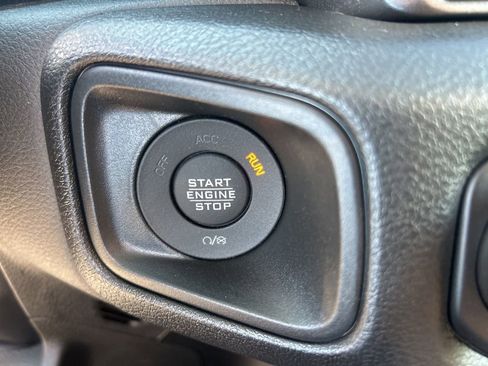 New 2026 Jeep Gladiator Sport AWD/4WD image 40