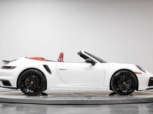 Used 2021 Porsche 911 Turbo S image 17