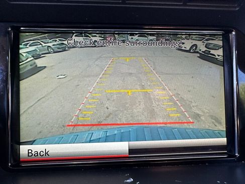 Used 2015 Mercedes-Benz GLK 350 2WD image 21