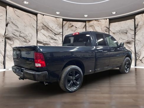 Used 2017 RAM 1500 Express w/ Black Ram 1500 Express Group AWD/4WD image 8